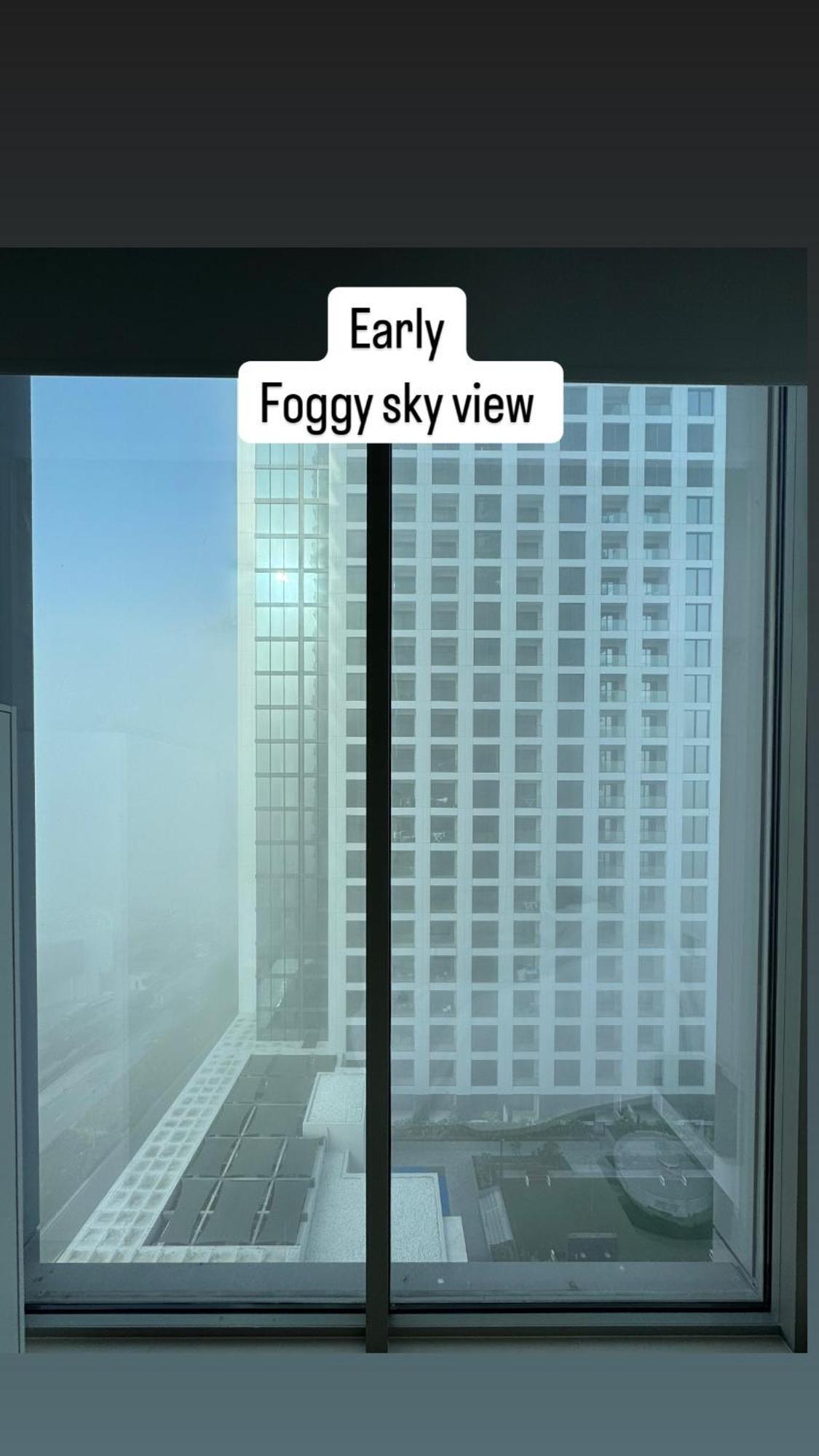 Private Room Of A Residential Tower For 1 Lady Pool & Downtown View & Parking